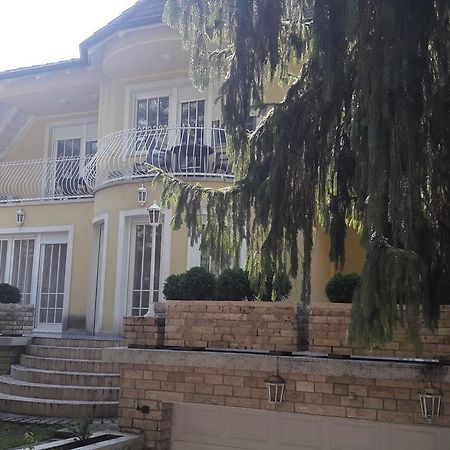 Pero Panzio Bed & Breakfast Debrecen Luaran gambar