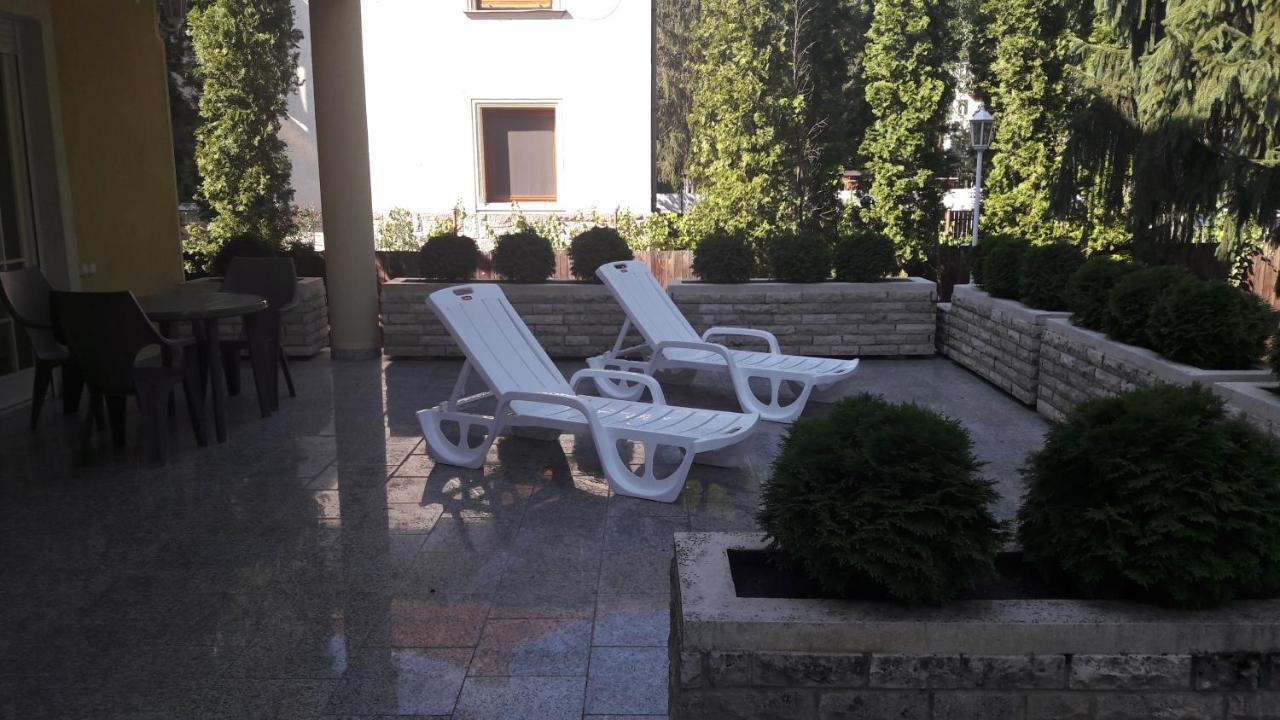 Pero Panzio Bed & Breakfast Debrecen Luaran gambar