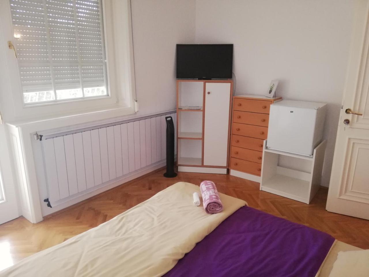 Pero Panzio Bed & Breakfast Debrecen Luaran gambar